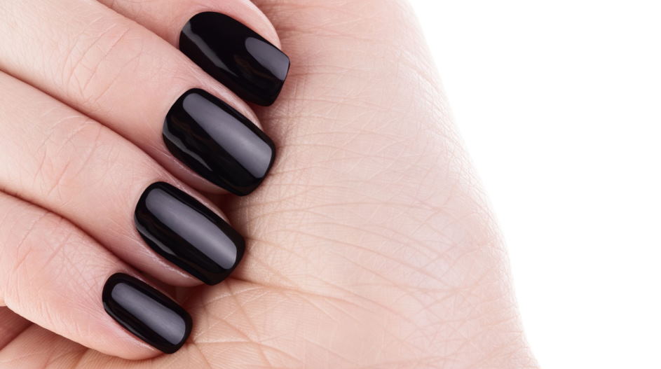 black nail designs